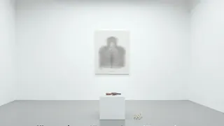 Erfurter Galerie erlaubt interaktives Zielen mit Softair auf KI-generierte Ziele